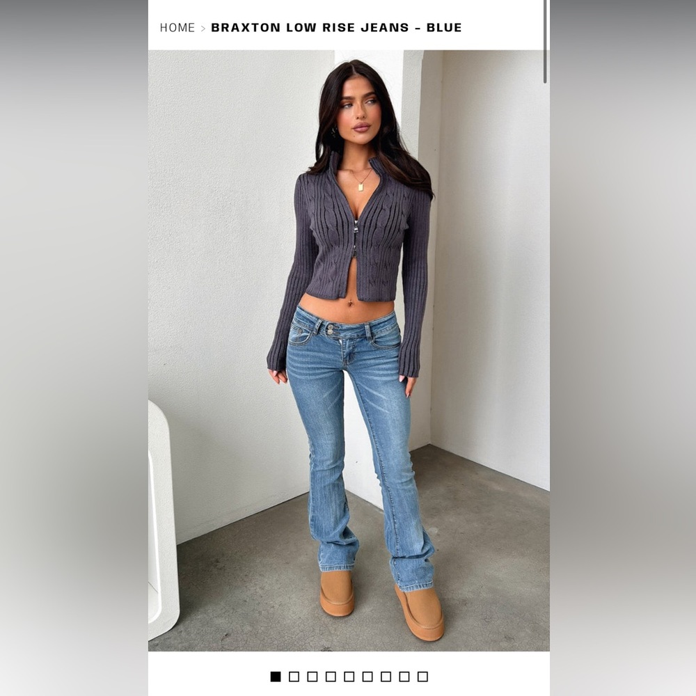Low cut jeans